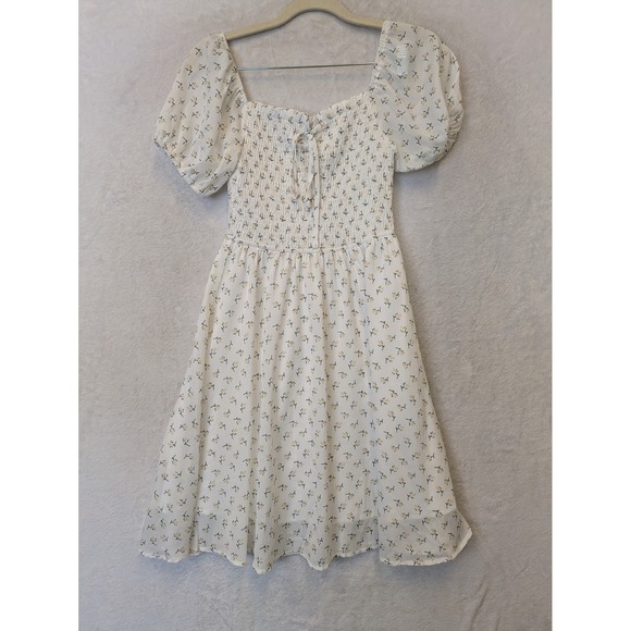 wild fable Dresses & Skirts - Wild Fable Women's Size XS White Floral Mini Dress Smocked Puff Sleeve